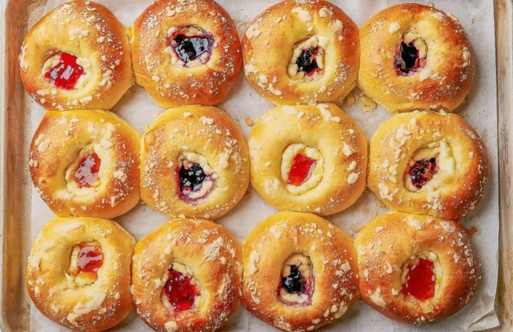 Fruits Kolaches.